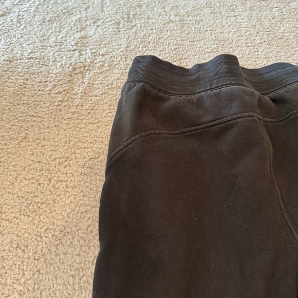 Lululemon Scuba High-Rise Jogger *Fleece 28"Color Black Size 10 - Picture 8 of 13